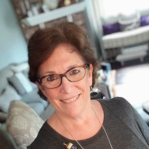 Meet your Posher, Sandra